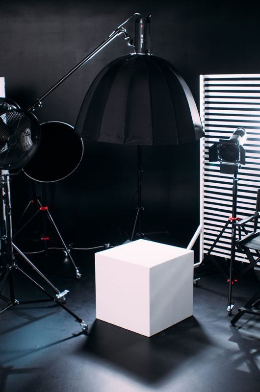 modern-photo-studio-with-professional-equipment-resize.jpg